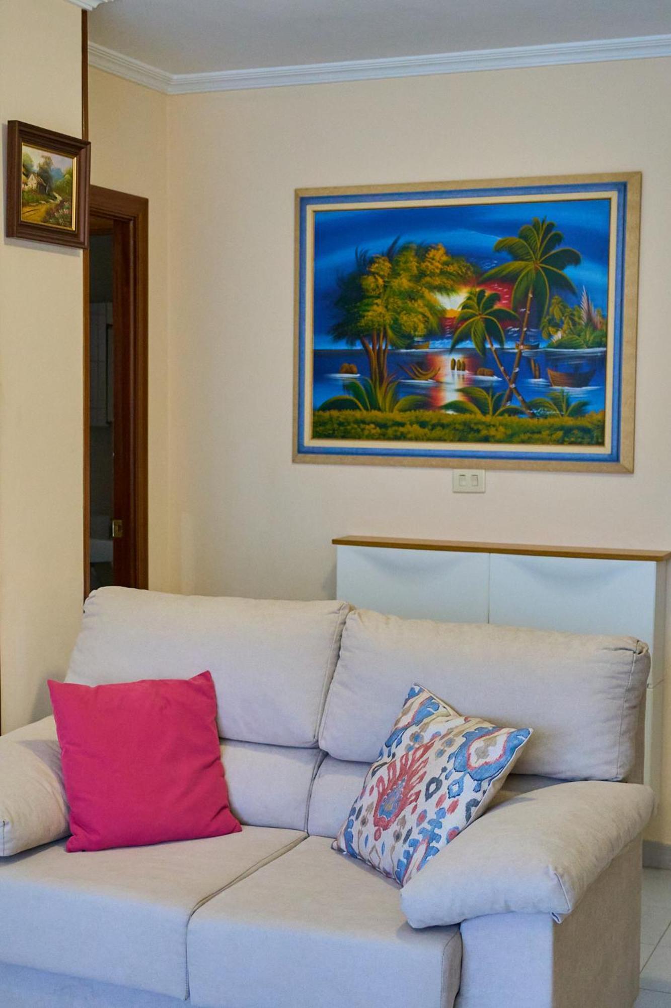 Terraza, 20min Playas, Lavadora & Secadora, X2 Parking Apartment
